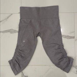 Lululemon cropped leggings